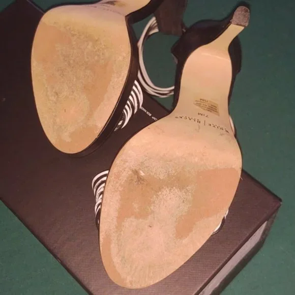 WHBM Black and White "David" Strappy Heels Sandals Pumps - Picture 5 of 8